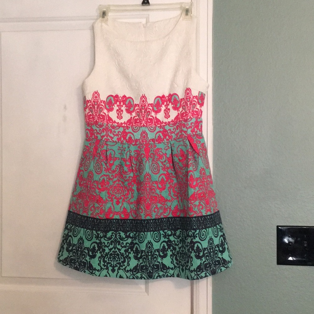 Structured dress